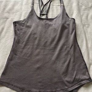 Workout tank top